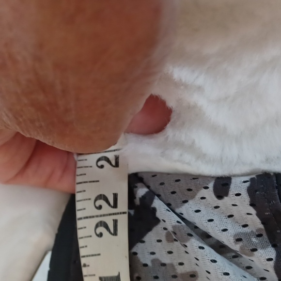 City Streets Womans Gray Cameo Netted Tank Top L - Picture 6 of 8